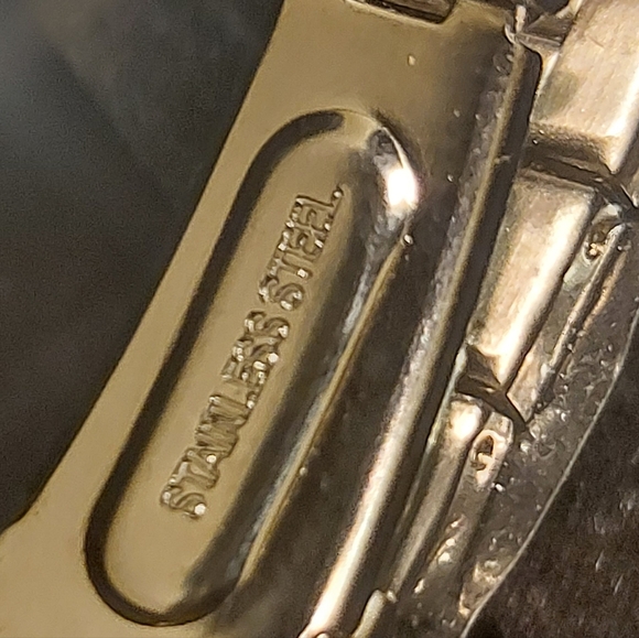 Older Pulsar Watch With Case Untested - Picture 7 of 15